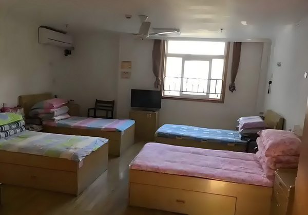 杨幂在首映礼上的一个举动，让赵丽颖再成为焦点